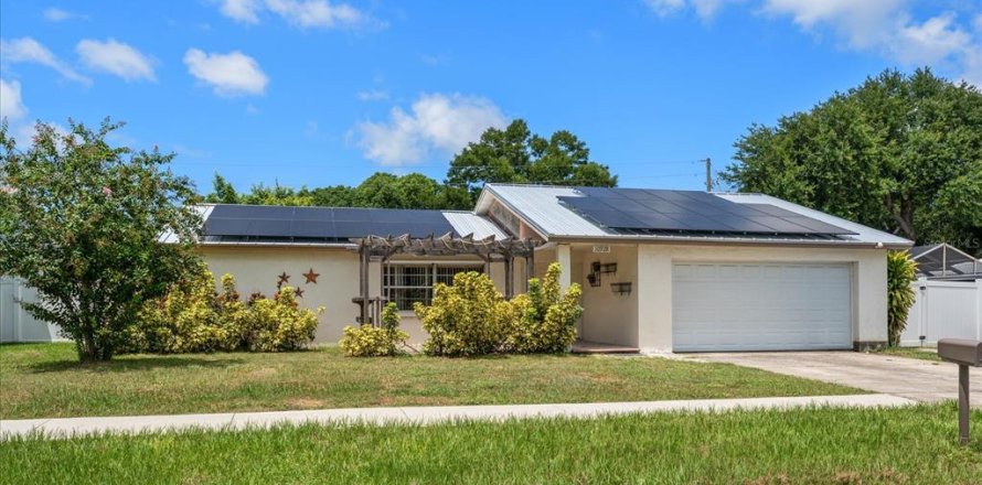 Villa ou maison à Seminole, Floride 3 chambres, 160.81 m2 № 2314638