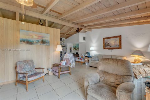Casa en venta en Fort Lauderdale, Florida, 3 dormitorios, 127.46 m2 № 1950803 - foto 22