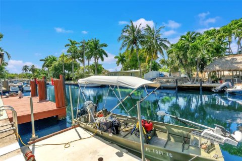 Casa en venta en Fort Lauderdale, Florida, 3 dormitorios, 127.46 m2 № 1950803 - foto 9