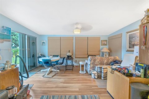 Casa en venta en Fort Lauderdale, Florida, 3 dormitorios, 127.46 m2 № 1950803 - foto 26