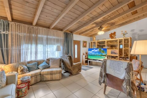 Casa en venta en Fort Lauderdale, Florida, 3 dormitorios, 127.46 m2 № 1950803 - foto 24