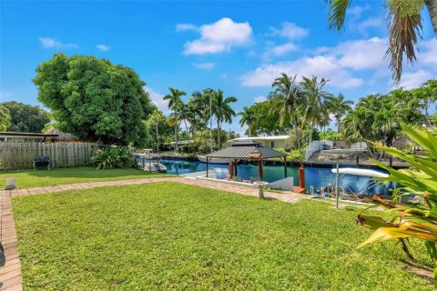 Casa en venta en Fort Lauderdale, Florida, 3 dormitorios, 127.46 m2 № 1950803 - foto 11