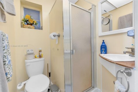 Casa en venta en Fort Lauderdale, Florida, 3 dormitorios, 127.46 m2 № 1950803 - foto 30