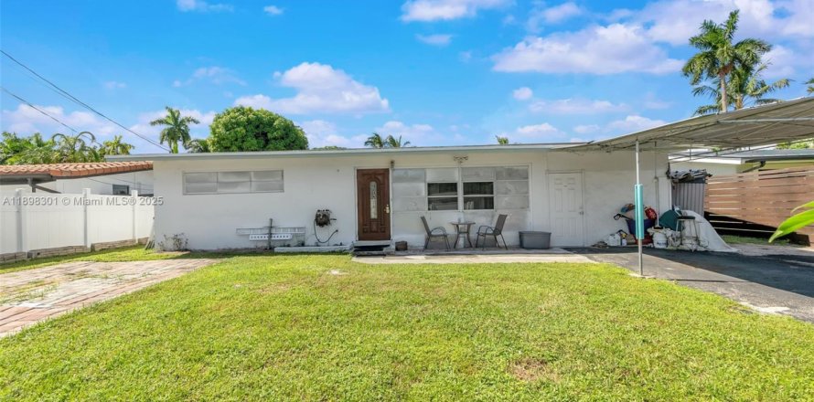 Casa en Fort Lauderdale, Florida 3 dormitorios, 127.46 m2 № 1950803