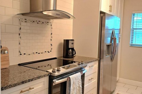 Copropriété à louer à Delray Beach, Floride: 2 chambres, 94.11 m2 № 2414354 - photo 6