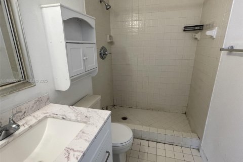 Condominio en alquiler en Coral Springs, Florida, 2 dormitorios, 76.18 m2 № 2041276 - foto 22