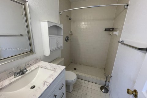 Condominio en alquiler en Coral Springs, Florida, 2 dormitorios, 76.18 m2 № 2041276 - foto 23