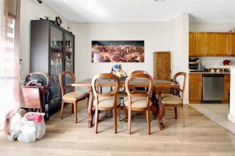 Adosado en venta en Miramar, Florida, 4 dormitorios, 159.61 m2 № 2029380 - foto 27