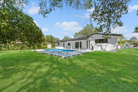 Villa ou maison à vendre à Palmetto Bay, Floride: 4 chambres, 220.55 m2 № 1970393 - photo 28