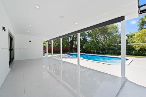 Villa ou maison à vendre à Palmetto Bay, Floride: 4 chambres, 220.55 m2 № 1970393 - photo 26