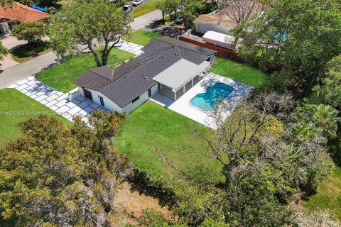 Villa ou maison à vendre à Palmetto Bay, Floride: 4 chambres, 220.55 m2 № 1970393 - photo 5