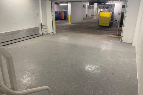 Copropriété à vendre à Sunny Isles Beach, Floride № 2035012 - photo 11