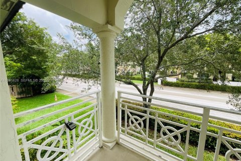 Condo in Doral, Florida, 3 bedrooms  № 2024481 - photo 6