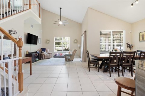 House in DeLand, Florida 4 bedrooms, 246.28 sq.m. № 2110856 - photo 21