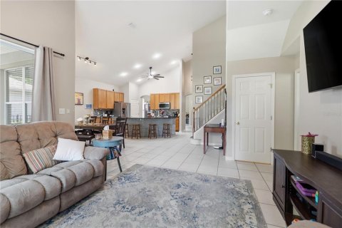 House in DeLand, Florida 4 bedrooms, 246.28 sq.m. № 2110856 - photo 20