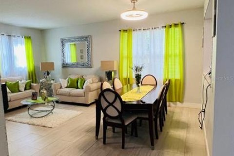 Villa ou maison à vendre à Kissimmee, Floride: 4 chambres, 207.73 m2 № 1905526 - photo 2