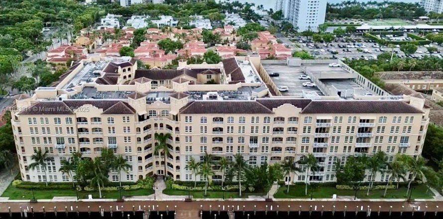 Condo in Aventura, Florida, 2 bedrooms № 1816475