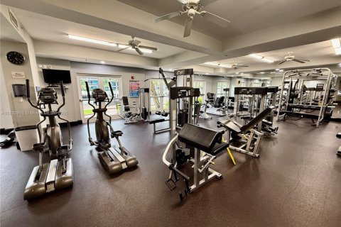 Condo in Aventura, Florida, 2 bedrooms  № 1816475 - photo 19
