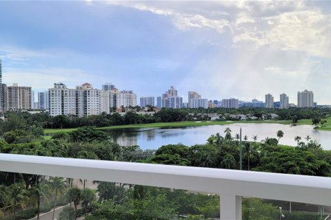 Copropriété à louer à Aventura, Floride: 2 chambres, 105.44 m2 № 1977516 - photo 20
