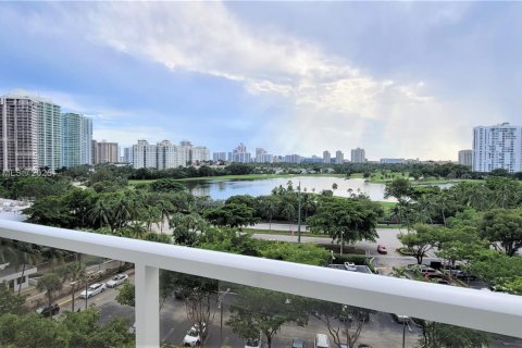 Copropriété à louer à Aventura, Floride: 2 chambres, 105.44 m2 № 1977516 - photo 19
