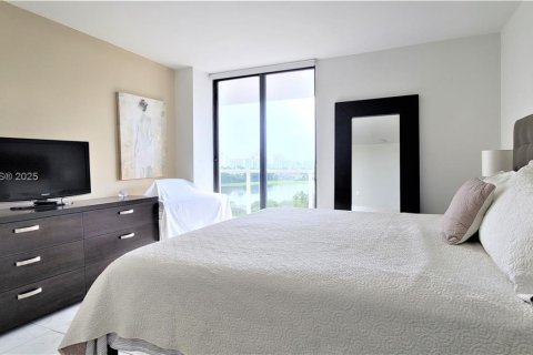 Copropriété à louer à Aventura, Floride: 2 chambres, 105.44 m2 № 1977516 - photo 11