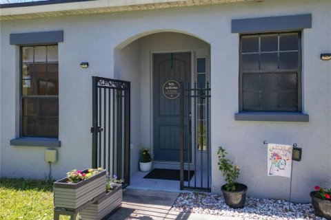 Townhouse in Orlando, Florida 3 bedrooms, 160.91 sq.m. № 1558568 - photo 3