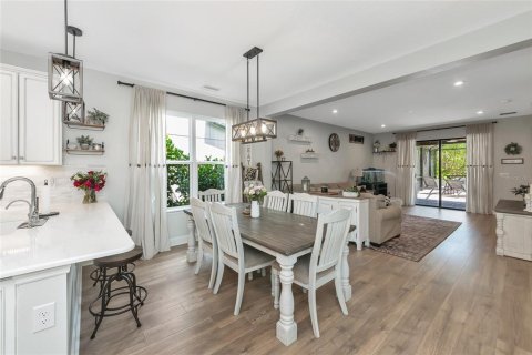 Villa ou maison à vendre à Sarasota, Floride: 4 chambres, 271.46 m2 № 2220169 - photo 8
