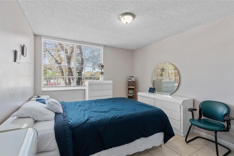 Copropriété à vendre à Miramar, Floride: 3 chambres, 104.52 m2 № 2182715 - photo 15
