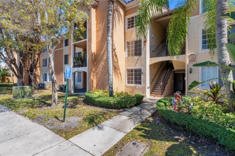 Copropriété à vendre à Miramar, Floride: 3 chambres, 104.52 m2 № 2182715 - photo 20