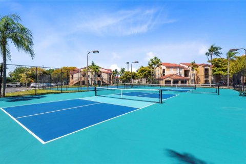 Copropriété à vendre à Miramar, Floride: 3 chambres, 104.52 m2 № 2182715 - photo 22