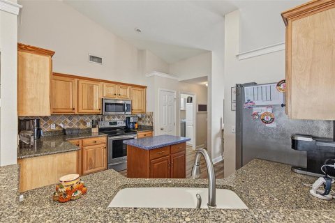 Villa ou maison à vendre à Lakeland, Floride: 3 chambres, 171.03 m2 № 2436692 - photo 12