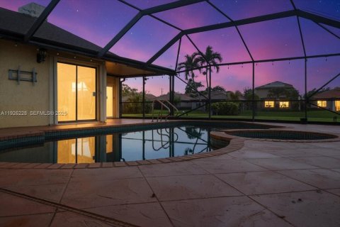 House in Tamarac, Florida 3 bedrooms, 165.64 sq.m. № 1985683 - photo 30