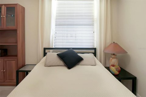 Condominio en alquiler en Bradenton, Florida, 2 dormitorios, 107.4 m2 № 2104067 - foto 18