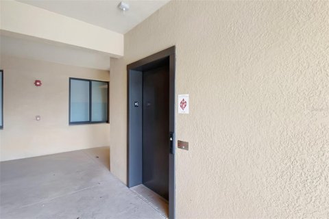 Condominio en alquiler en Bradenton, Florida, 2 dormitorios, 107.4 m2 № 2104067 - foto 4
