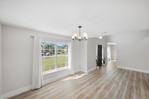Villa ou maison à vendre à Sebastian, Floride: 4 chambres, 217.76 m2 № 2374169 - photo 7