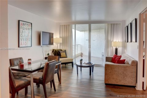 Condo in Fort Lauderdale, Florida, 1 bedroom  № 2038129