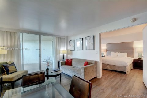 Copropriété à vendre à Fort Lauderdale, Floride: 1 chambre, 57.32 m2 № 2038129 - photo 3