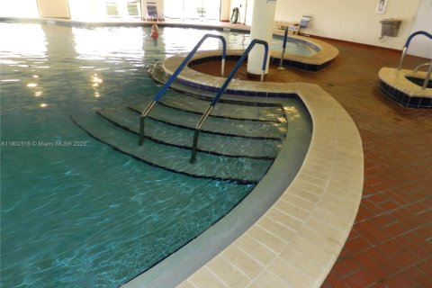 Condo in Sunrise, Florida, 1 bedroom  № 1954119 - photo 26