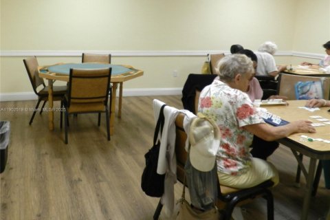 Condo in Sunrise, Florida, 1 bedroom  № 1954119 - photo 30