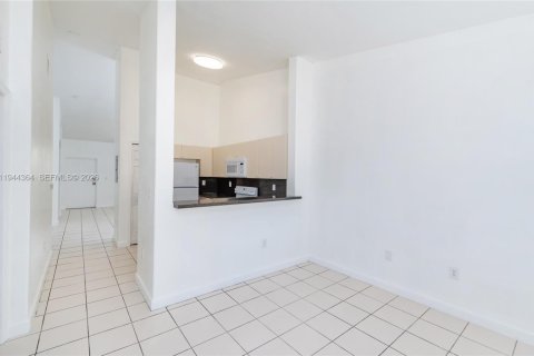 Condo in Homestead, Florida, 3 bedrooms  № 2001577 - photo 9
