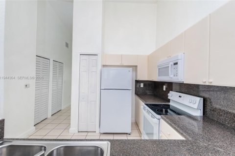 Condo in Homestead, Florida, 3 bedrooms  № 2001577 - photo 8