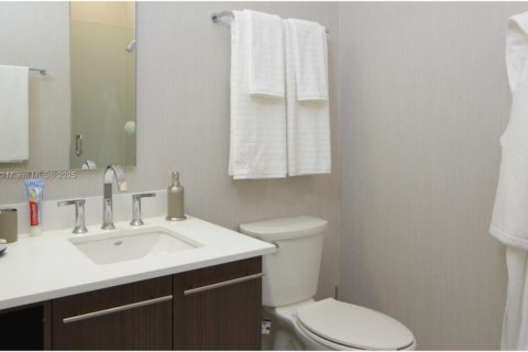 Copropriété à louer à Doral, Floride: 1 chambre, 91.88 m2 № 1878434 - photo 4