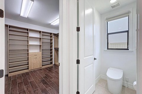 Casa en venta en Tampa, Florida, 4 dormitorios, 357.12 m2 № 1657729 - foto 29