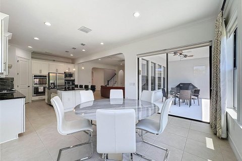 Casa en venta en Tampa, Florida, 4 dormitorios, 357.12 m2 № 1657729 - foto 9