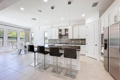 Casa en venta en Tampa, Florida, 4 dormitorios, 357.12 m2 № 1657729 - foto 5