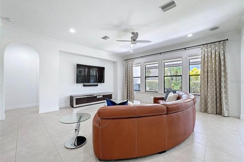 Casa en venta en Tampa, Florida, 4 dormitorios, 357.12 m2 № 1657729 - foto 14