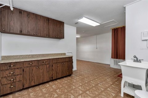 Villa ou maison à vendre à Dunnellon, Floride: 3 chambres, 337.7 m2 № 1716564 - photo 11