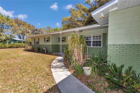 Villa ou maison à vendre à Dunnellon, Floride: 3 chambres, 337.7 m2 № 1716564 - photo 2