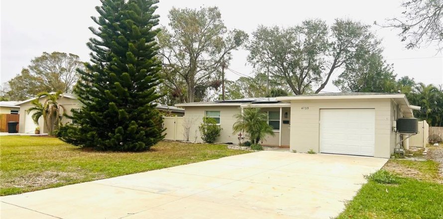 Casa en Saint Petersburg, Florida 3 dormitorios, 101.82 m2 № 1554886