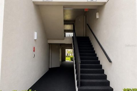 Copropriété à louer à Sanford, Floride: 2 chambres, 90.58 m2 № 2112351 - photo 2